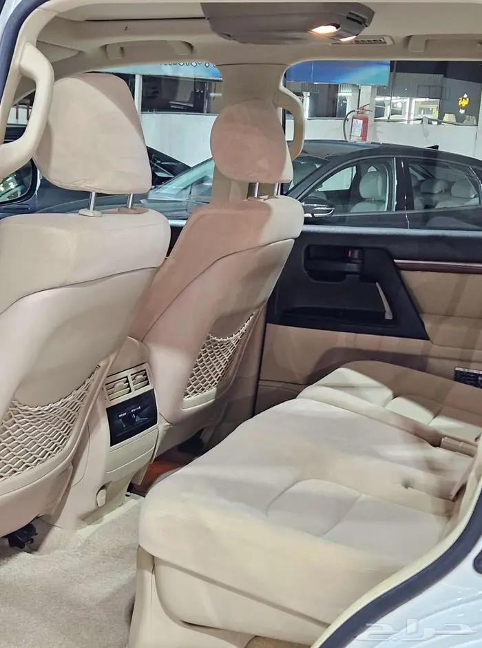 تويوتا لاندكروزر GXR..2016 51