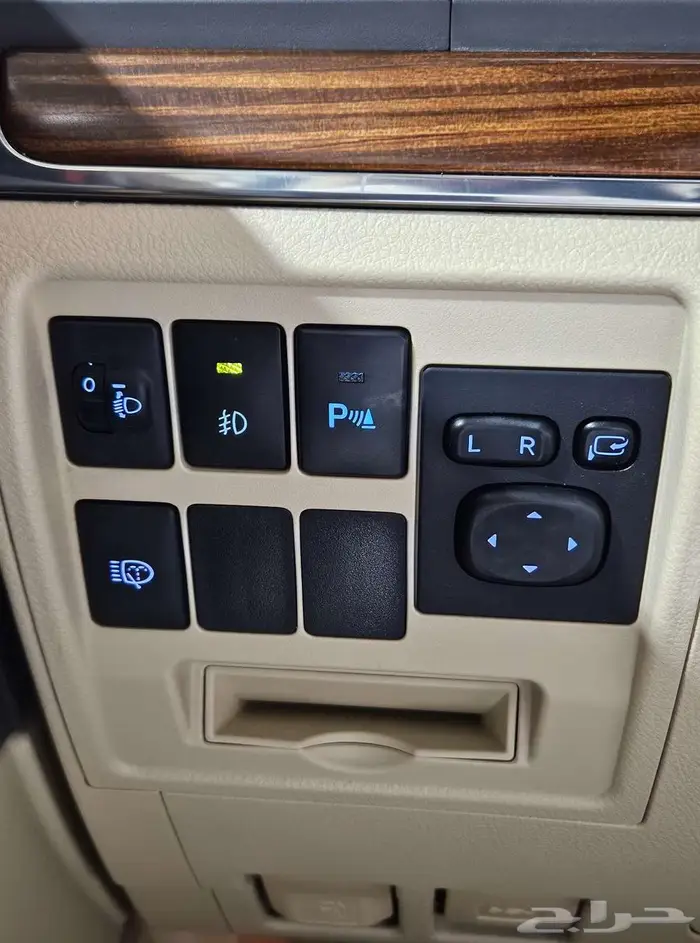 تويوتا لاندكروزر GXR..2016 32