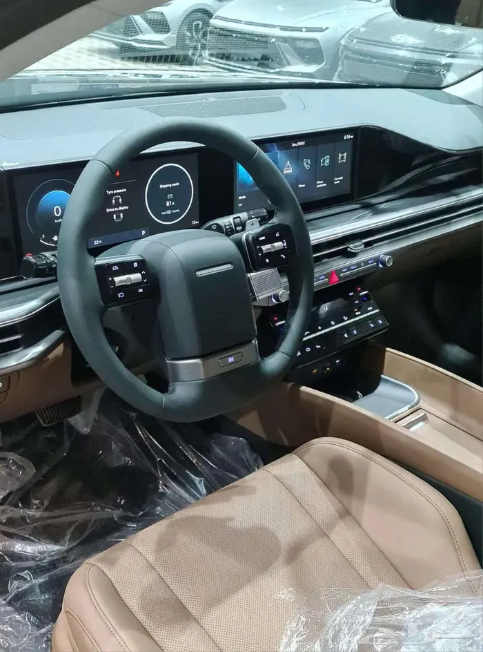 هيونداي ازيرا كلاسيك 3.5 الوعلان 2025 23