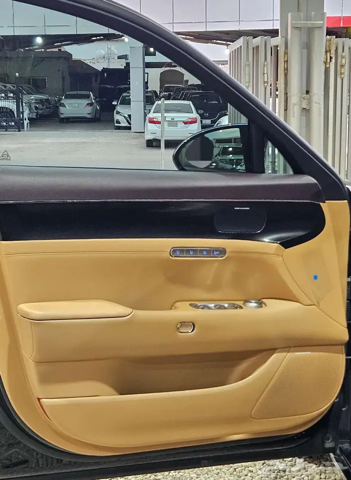 جينسيس 2023 .. G.90 بلاتينيوم 28