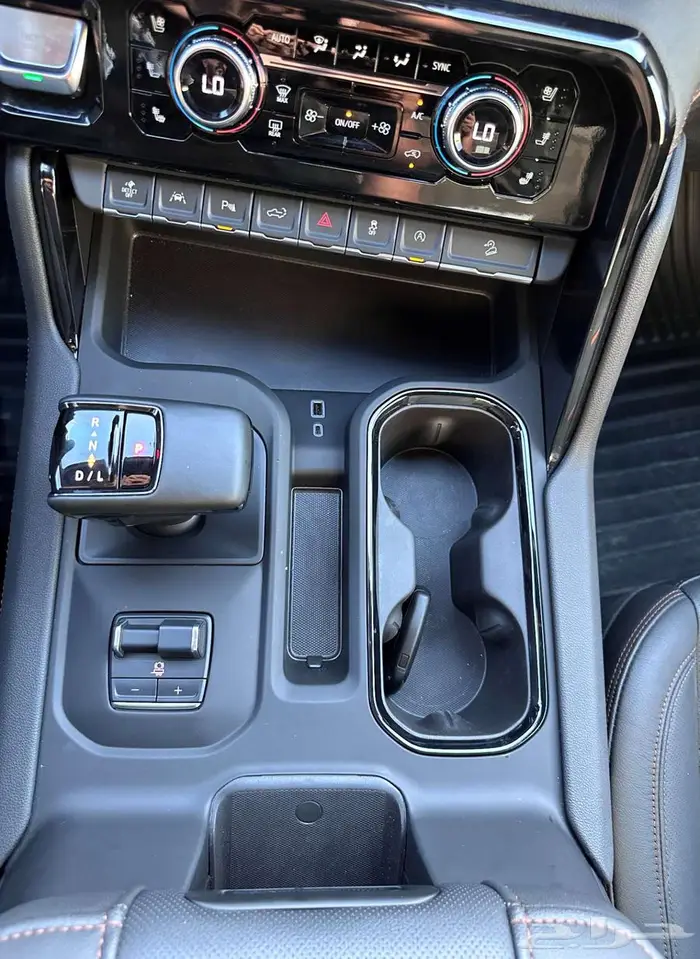 جمس سييرا AT4 2025 24