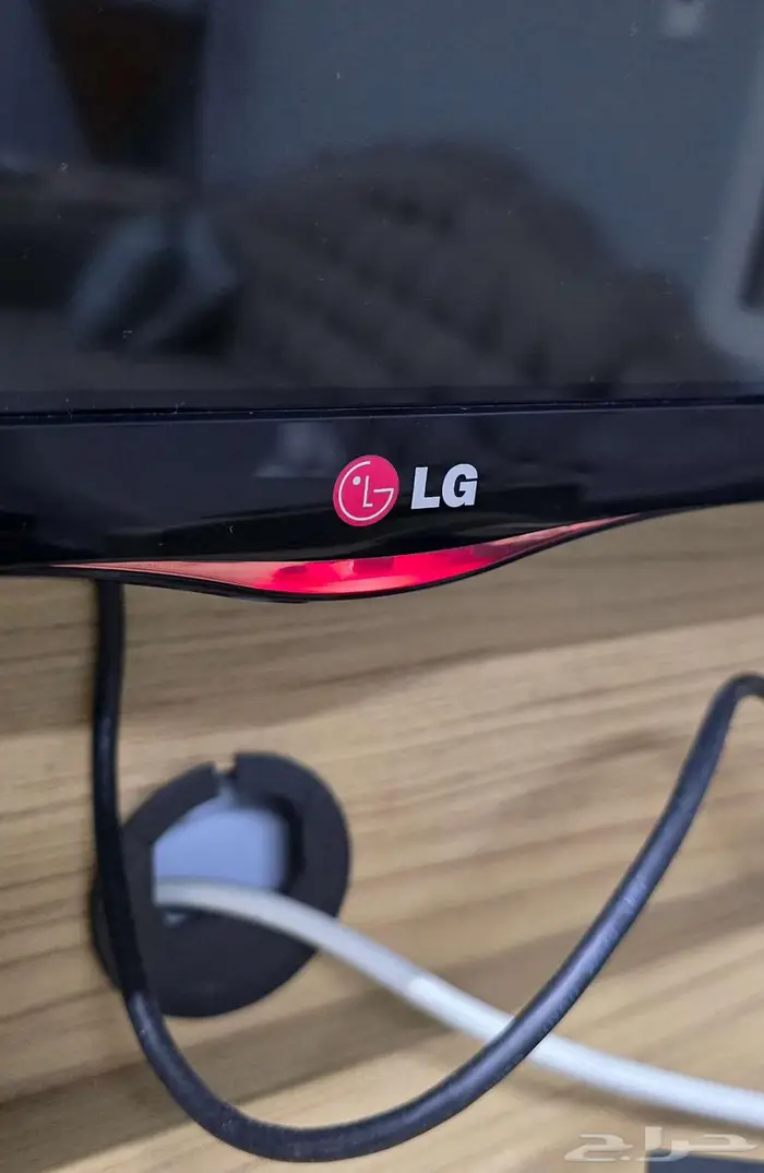 شاشة تلفزيون LG 2