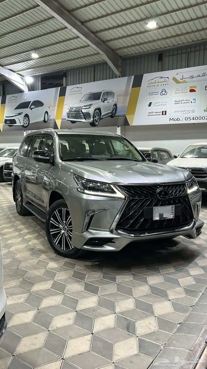لكزس سبورت LX570 DD فل 2020 عداد 74 ألف كيلو 0