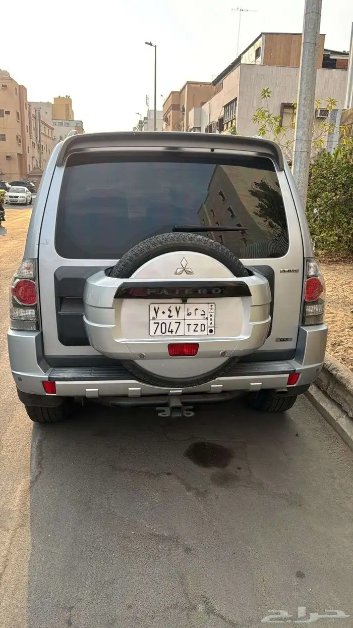 جيب ربع باجيرو 2010 فل كامل 6