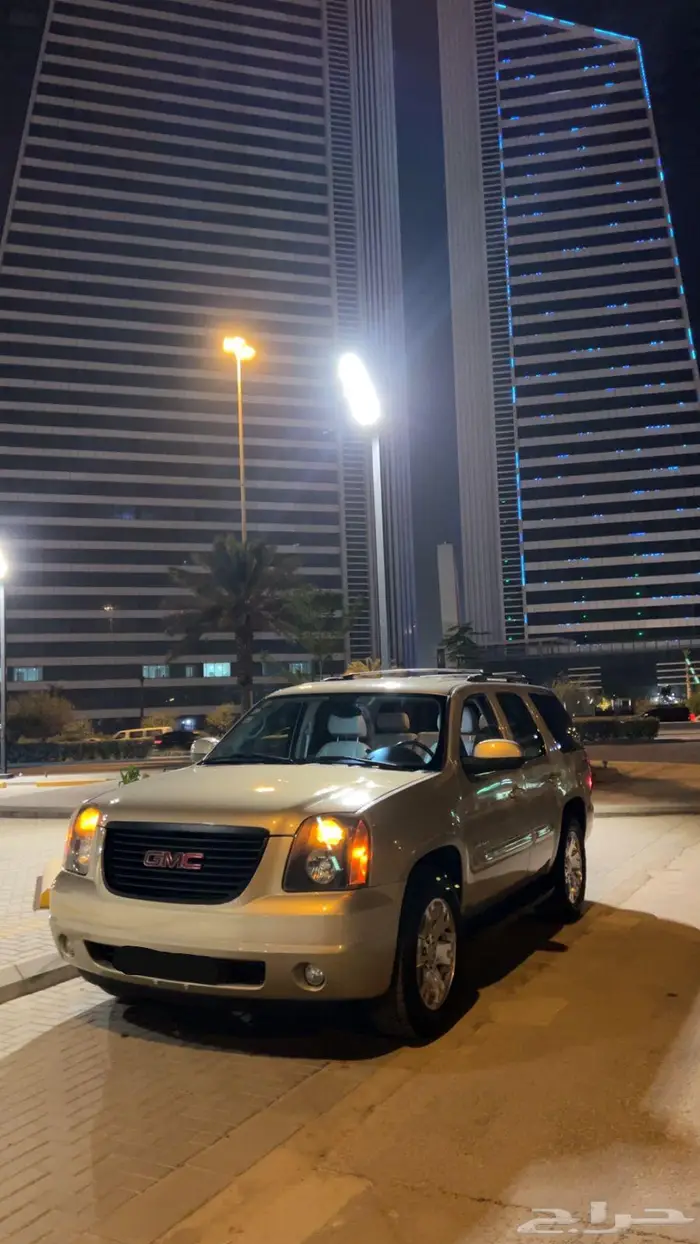 للبيع يوكن 2008 SLT دبل 4