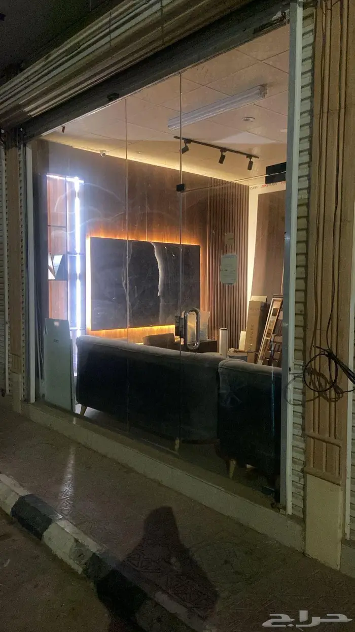 محل ديكور لتقبيل الخرج البيع سمح باذن الله 1