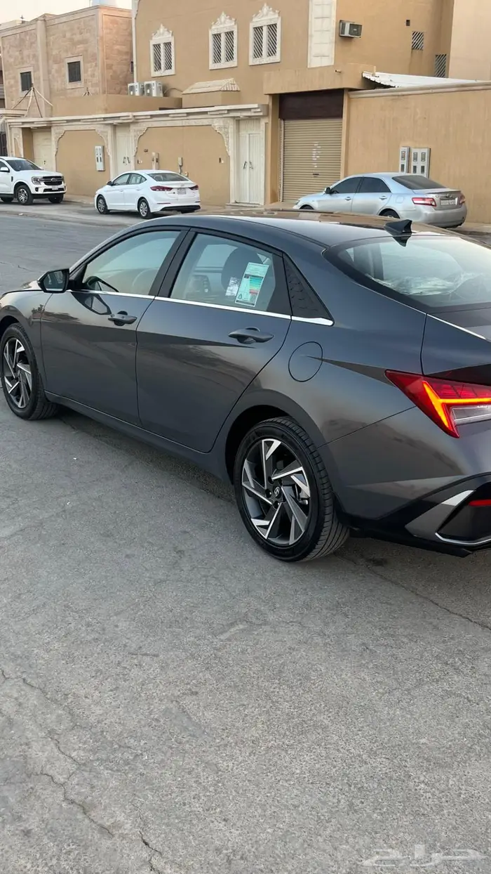 هيونداي انترا 2025 كمفورت 6