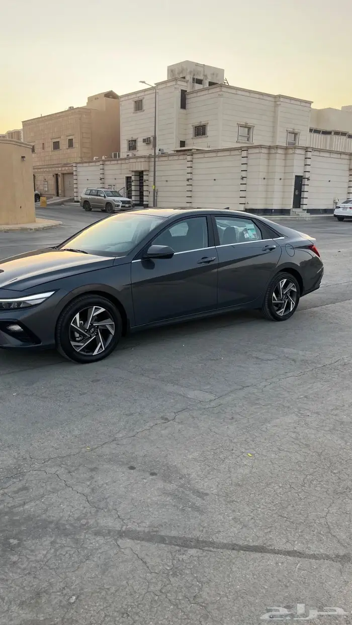 هيونداي انترا 2025 كمفورت 5