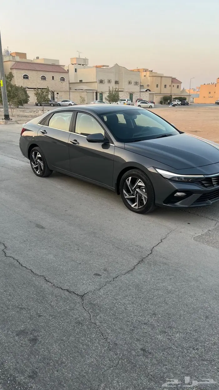 هيونداي انترا 2025 كمفورت 10