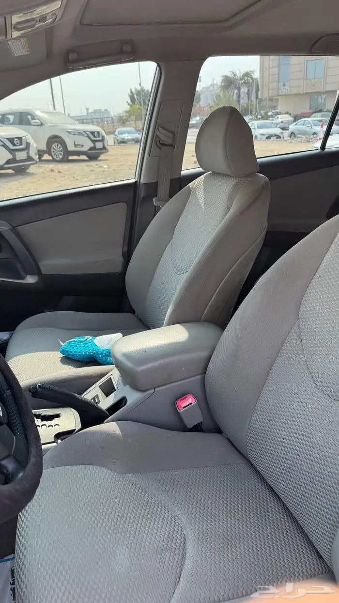 للبيع راف فور 2012 لميتيد دفع رباعي مالك اول 13