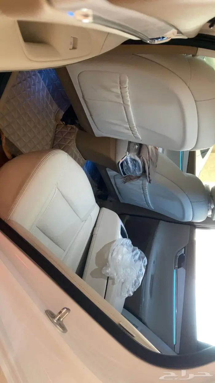 ازيرا ابيض وكاله 2023 8