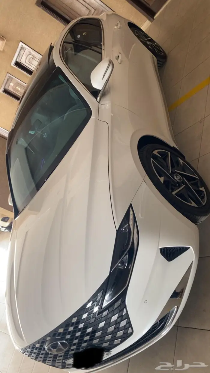 ازيرا ابيض وكاله 2023 4