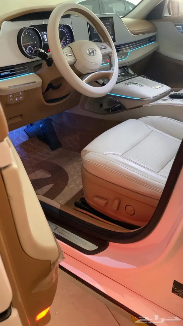 ازيرا ابيض وكاله 2023 5