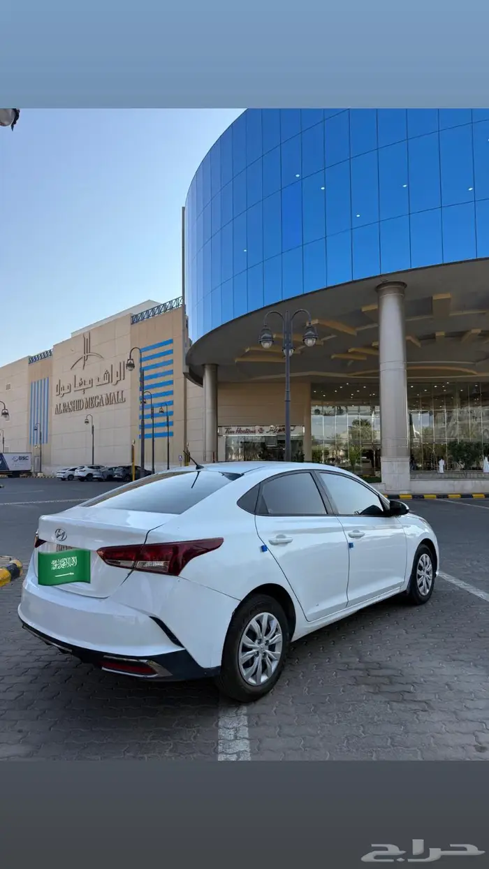 للبيع اكسنت 2021 1