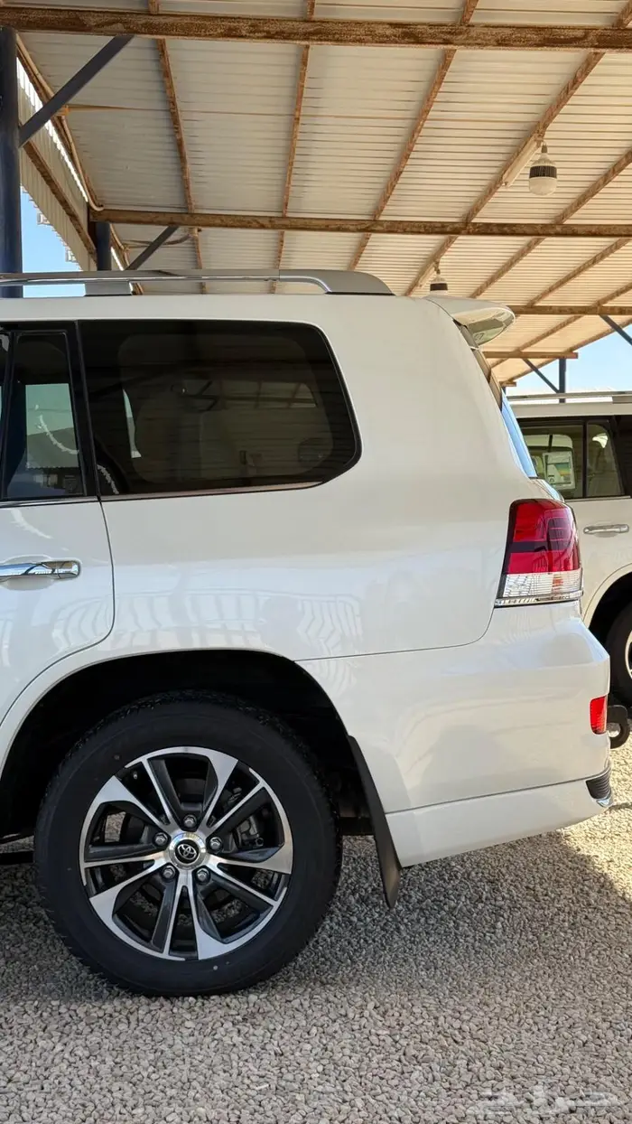 لاندكروزر جي اكس ار 2020 GXR سعودي تورنق عداد 83 الف 30