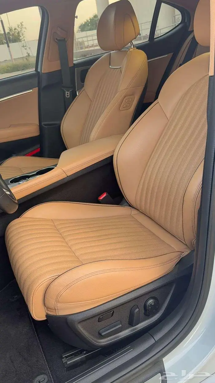 جنسس G70 2021 نظيفة جدا بودي وكالة شبه جديد بطاقة جمركية 20