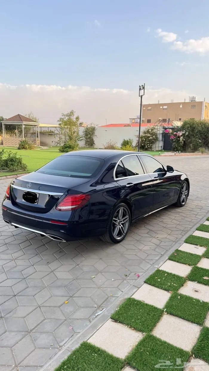 مرسيدس E300 موديل 2019 للبيع 7
