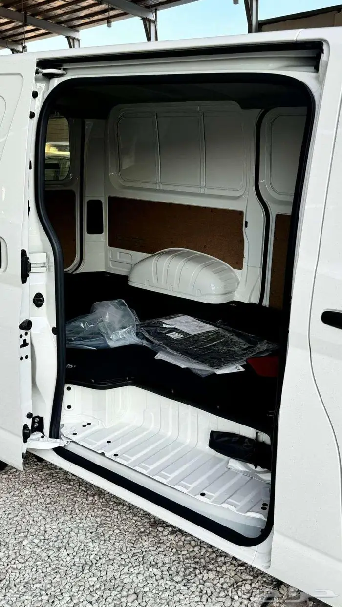 باص بضاعة سقف منخفض ديزل 2026 سعودي 142500 شامل 10