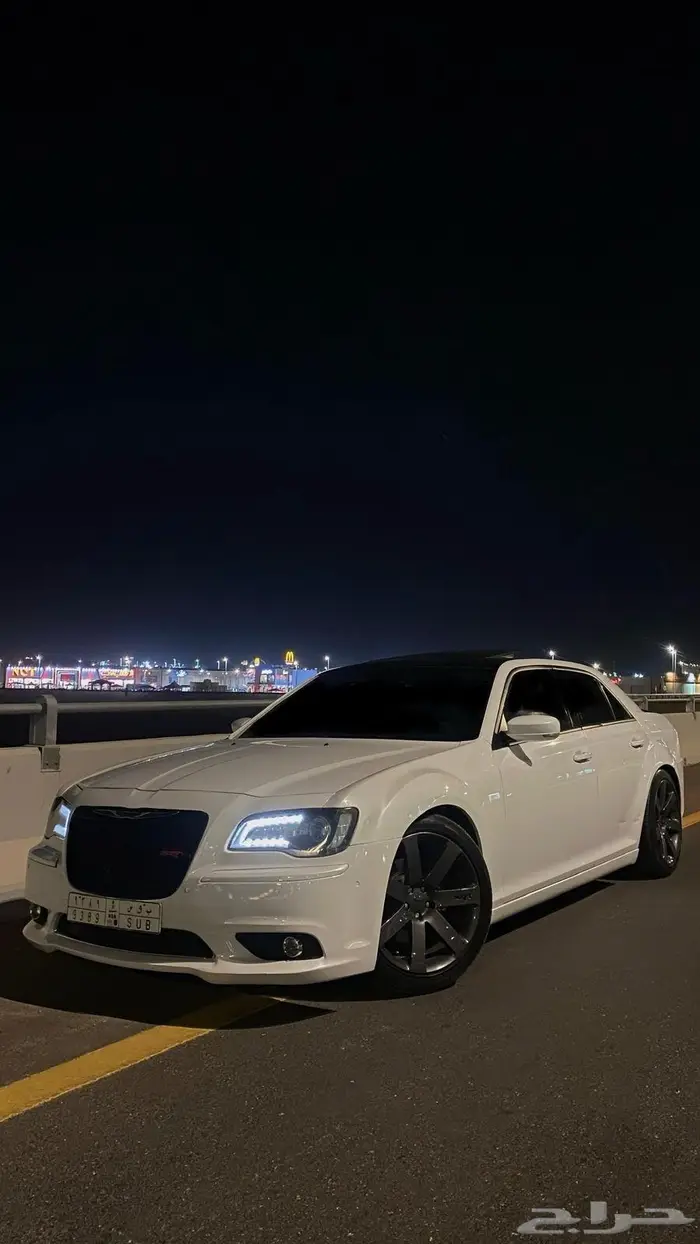 كرايزلر c300 v8 كت srt 3