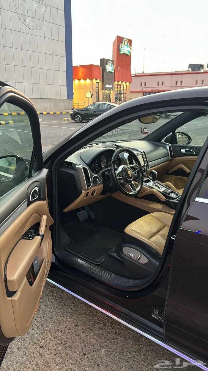 للبيع بورش كايين S موديل 2016 7