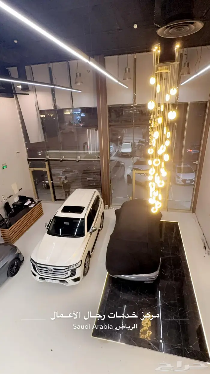 تويوتا لاندكروزر VX 2023 سعودي وكالة فل كامل 2