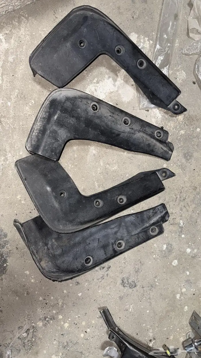 قطع غيار لكزس GS من 2005 إلى 2011 19