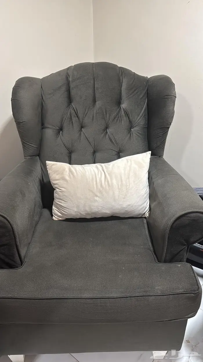 طقم كنب رمادي وطقم كنب بيج 3