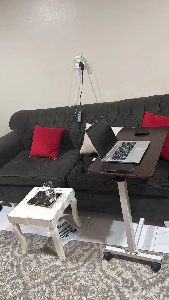 طقم كنب رمادي وطقم كنب بيج 4