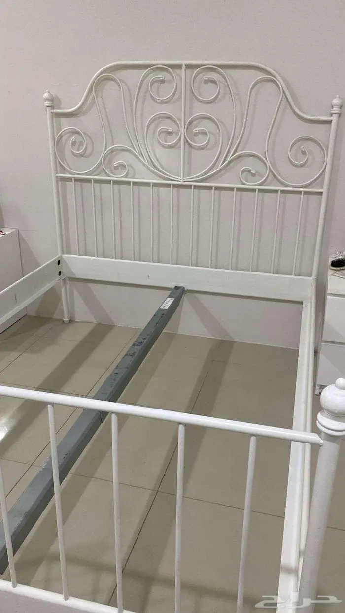 هيكل سرير من ايكيا 0