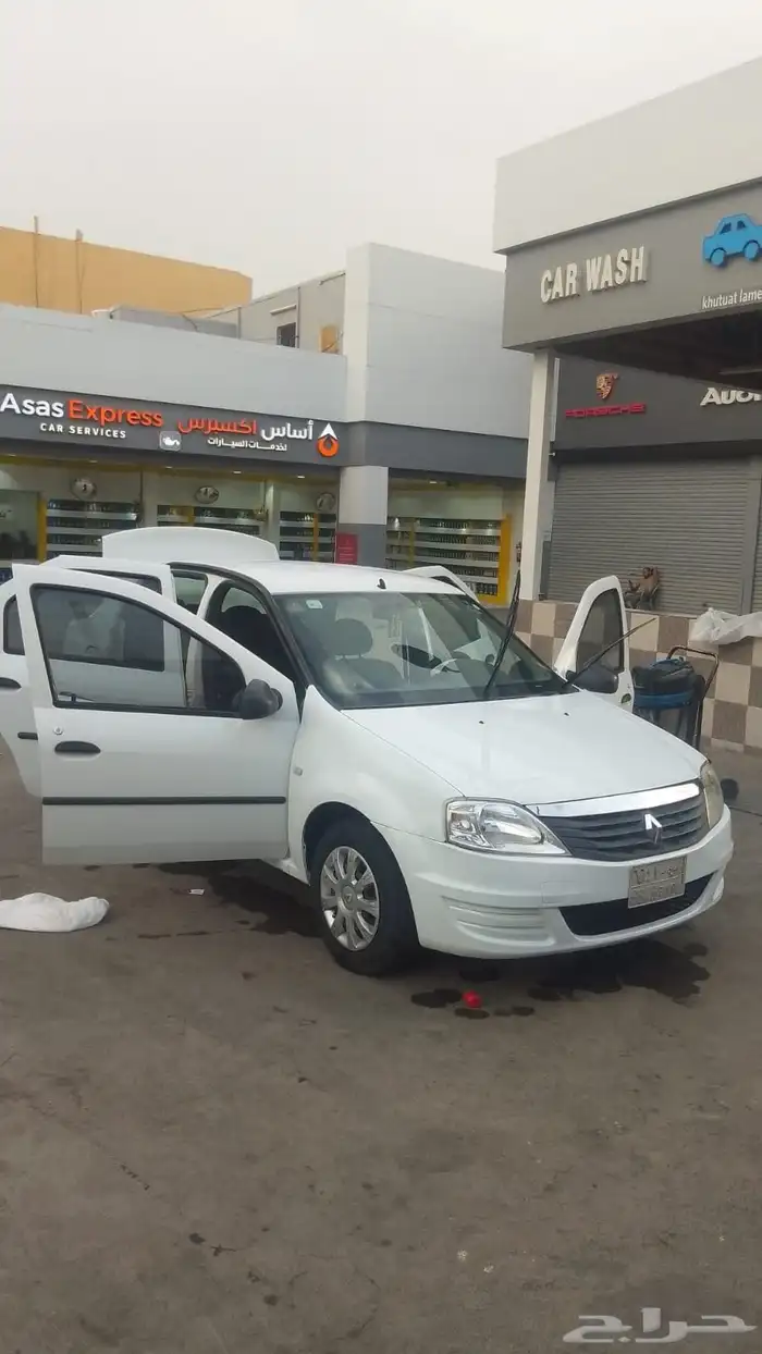 رينو لوجان اوتوماتيك موديل 2013 3