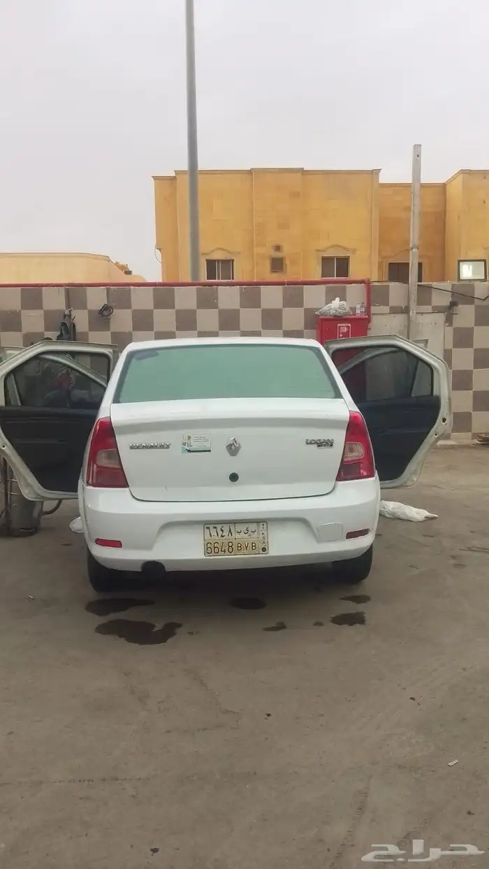 رينو لوجان اوتوماتيك موديل 2013 1