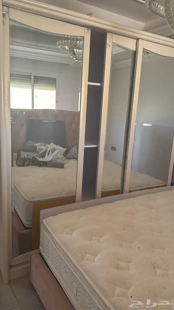 9 دولاب فاخر 3 تسريحة 7