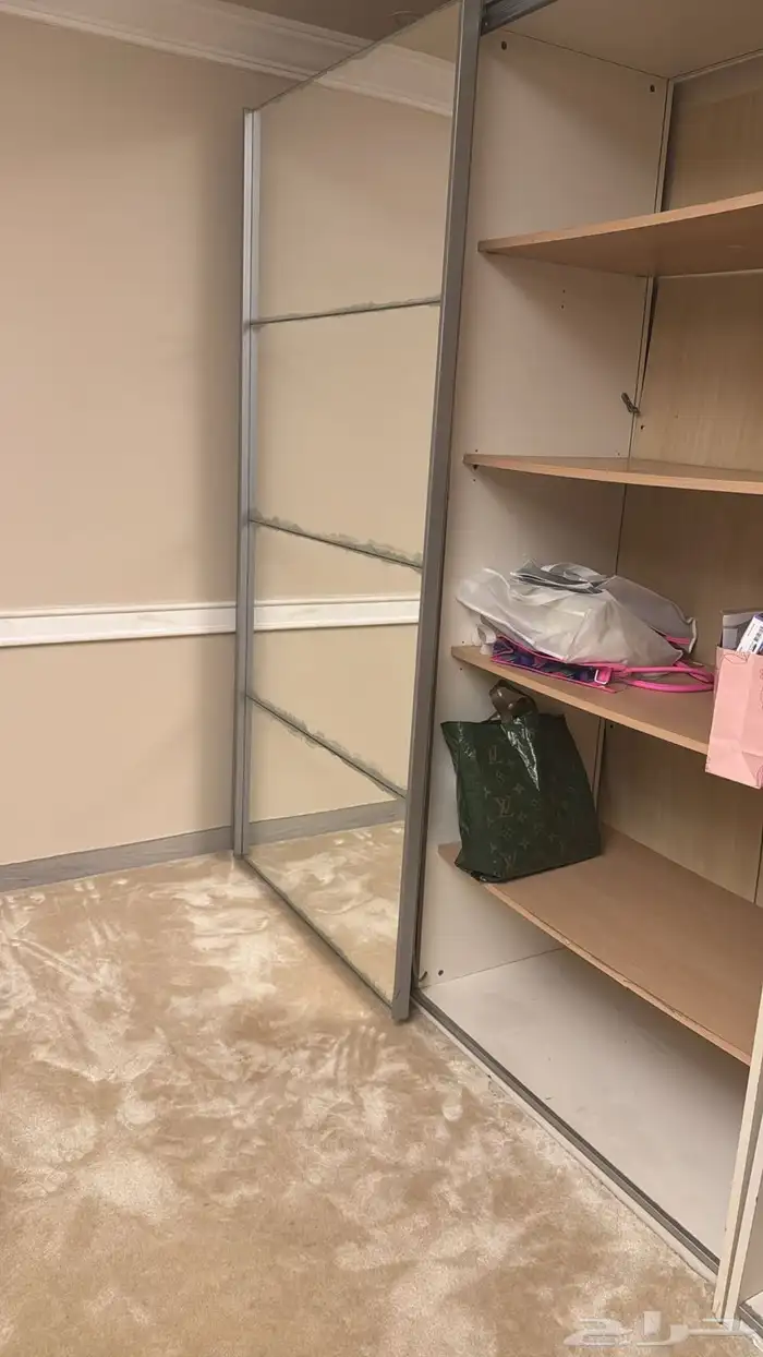 3 دولاب و 3 تسريحة و 3 سرير 4