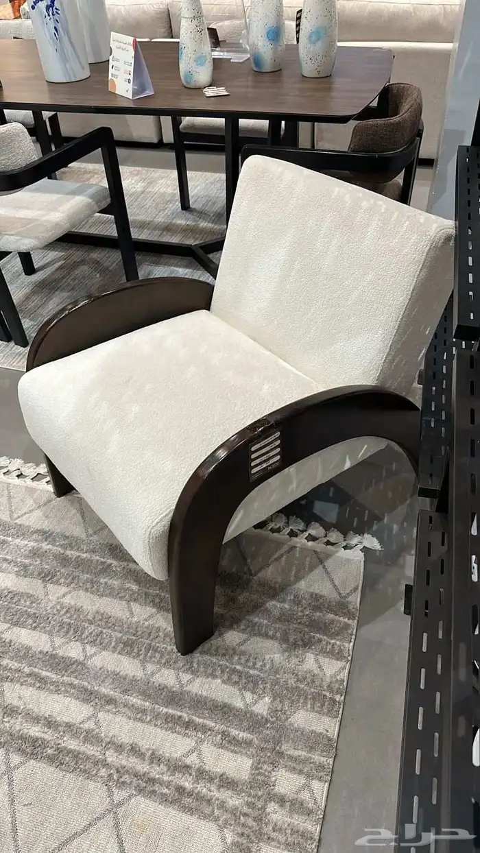 عندي تفصيل افضل موديل 1