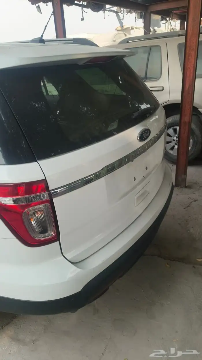 فورد اكسبلور موديل 15 16 السياره تشليح بيع قطع غيار فقط 2