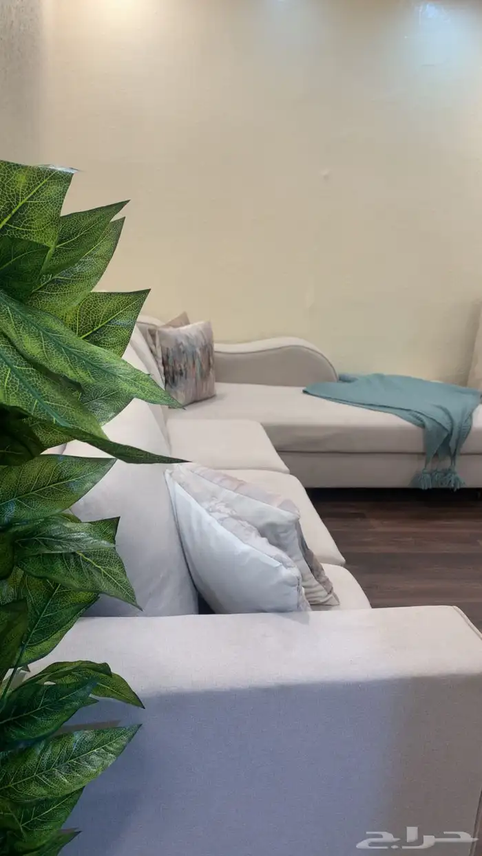 كنب فخامه جيده شبه جديد حرف L 3