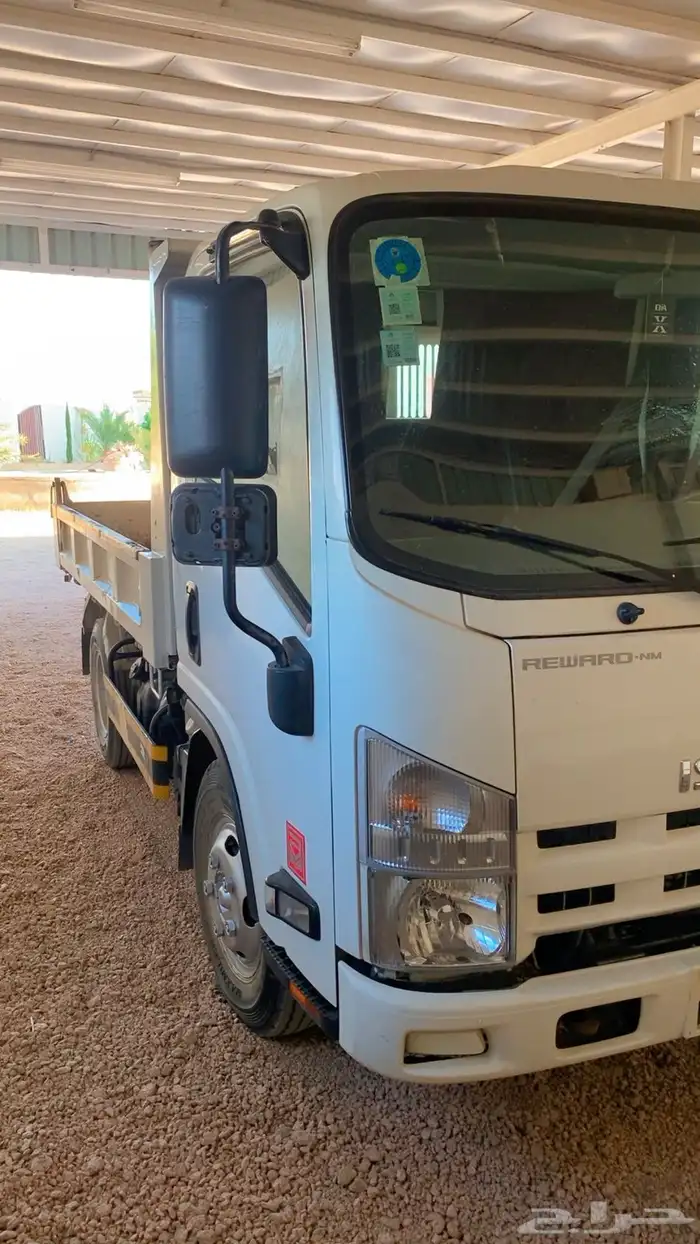 قلاب للإيجار الشهري أيسوزو موديل 2015 2