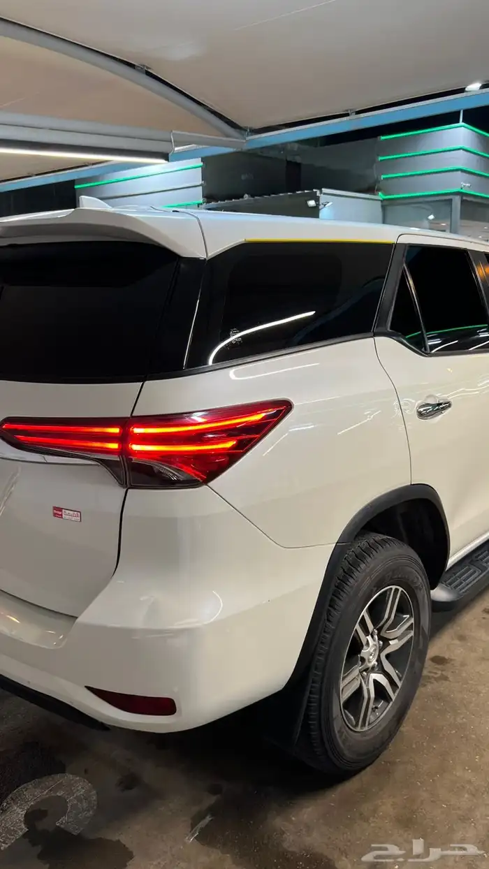 للبيع فورتشنر 2020 بدون دبل 14