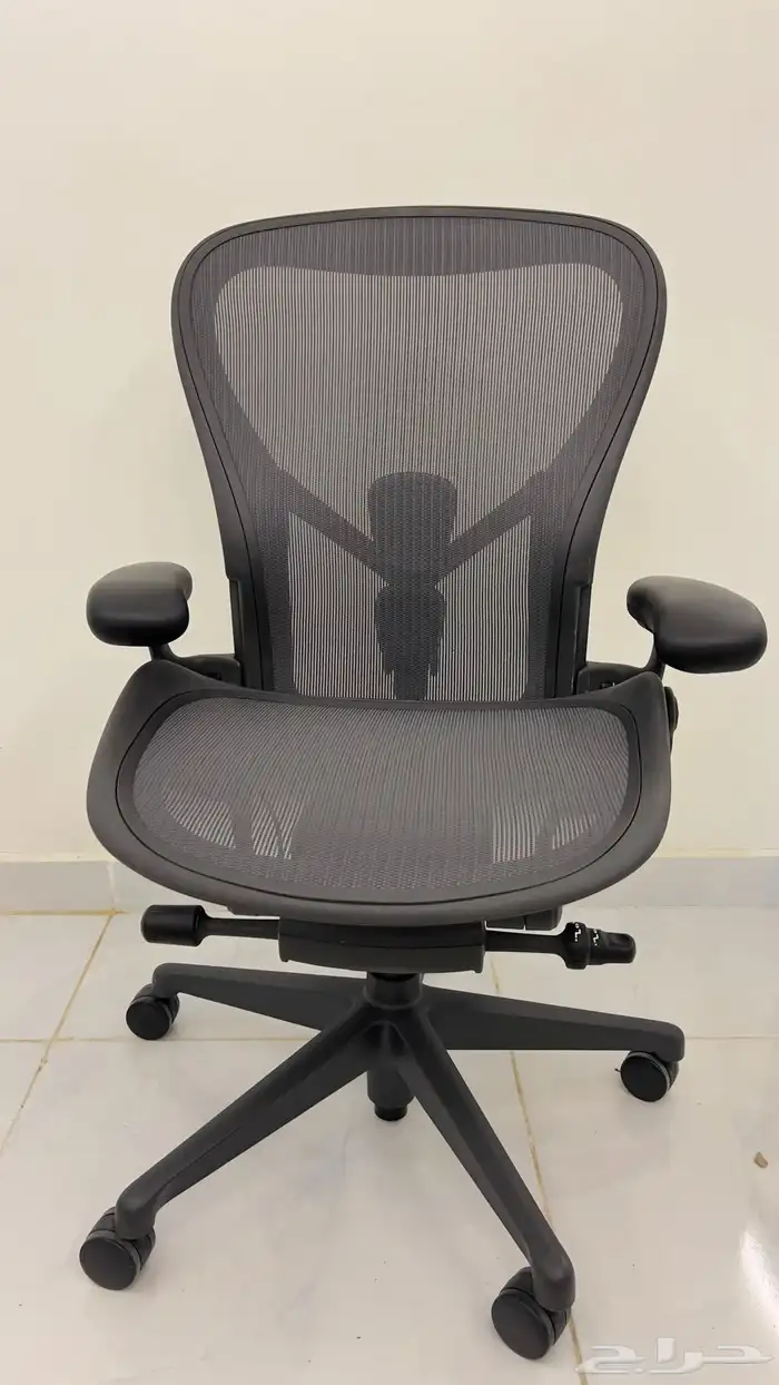 كراسي بار وكرسي مكتبي فاخره 2