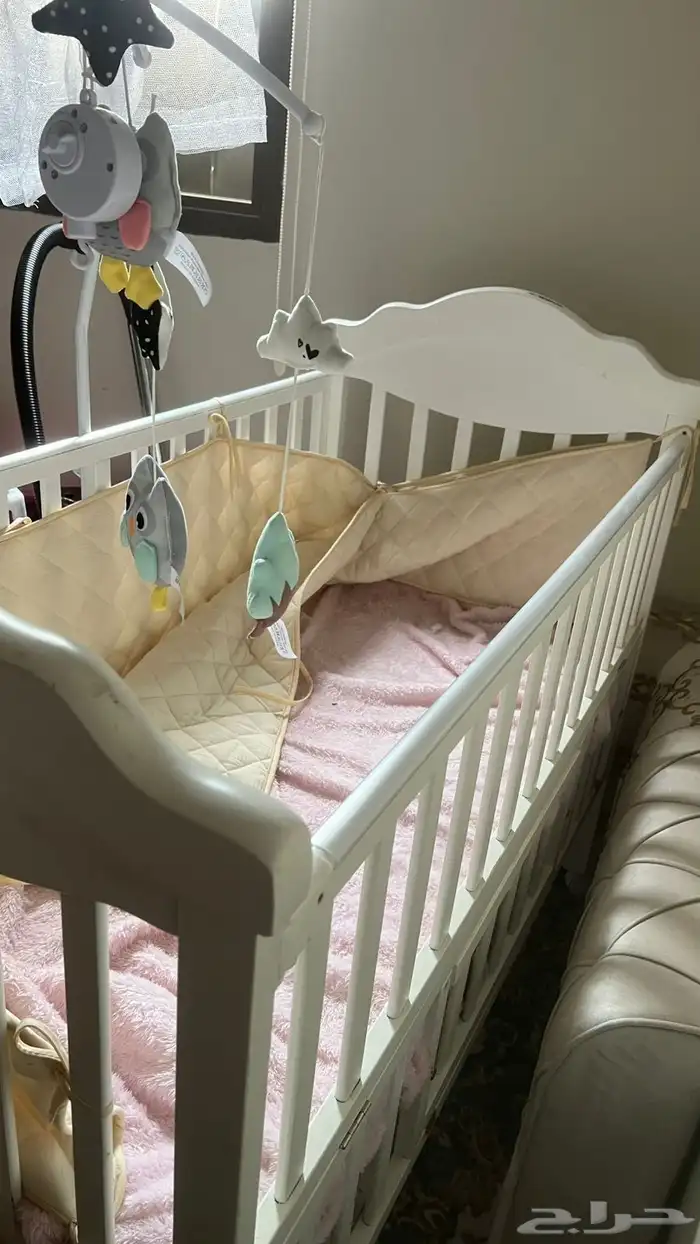 سرير أطفال 0