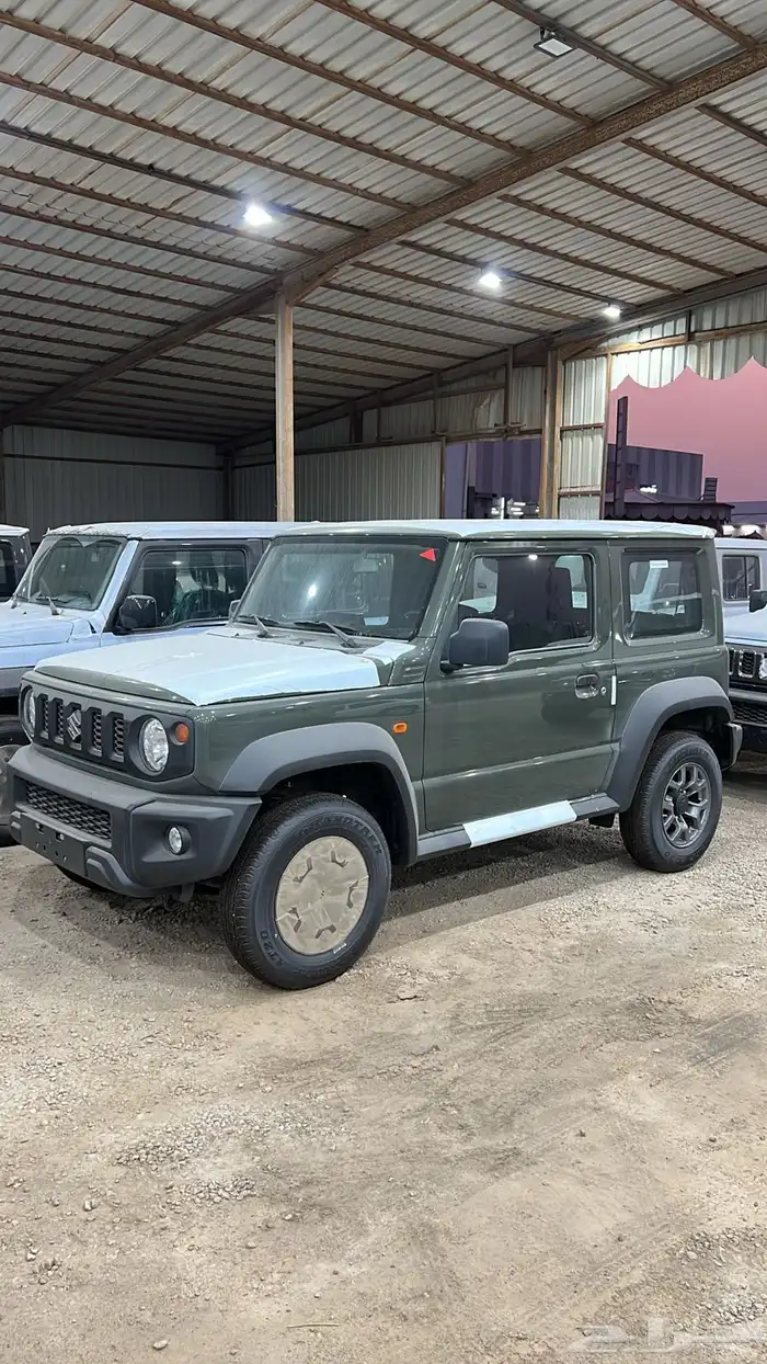 سوزوكي جمني توماتيك 2025 GL اسود ب 81900 شامل بنك 1150 7