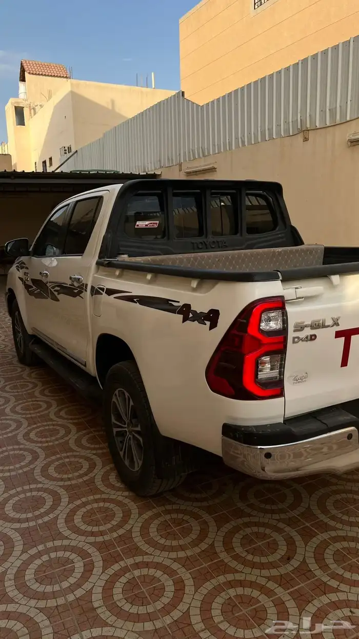 هايلوكس2021 3