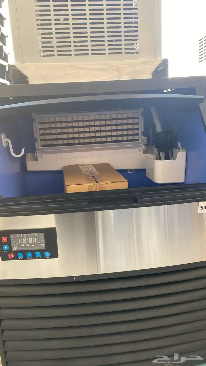 صانعة ثلج ايس ميكر معدات كوفيهات تجهيزات فرد تزك 7