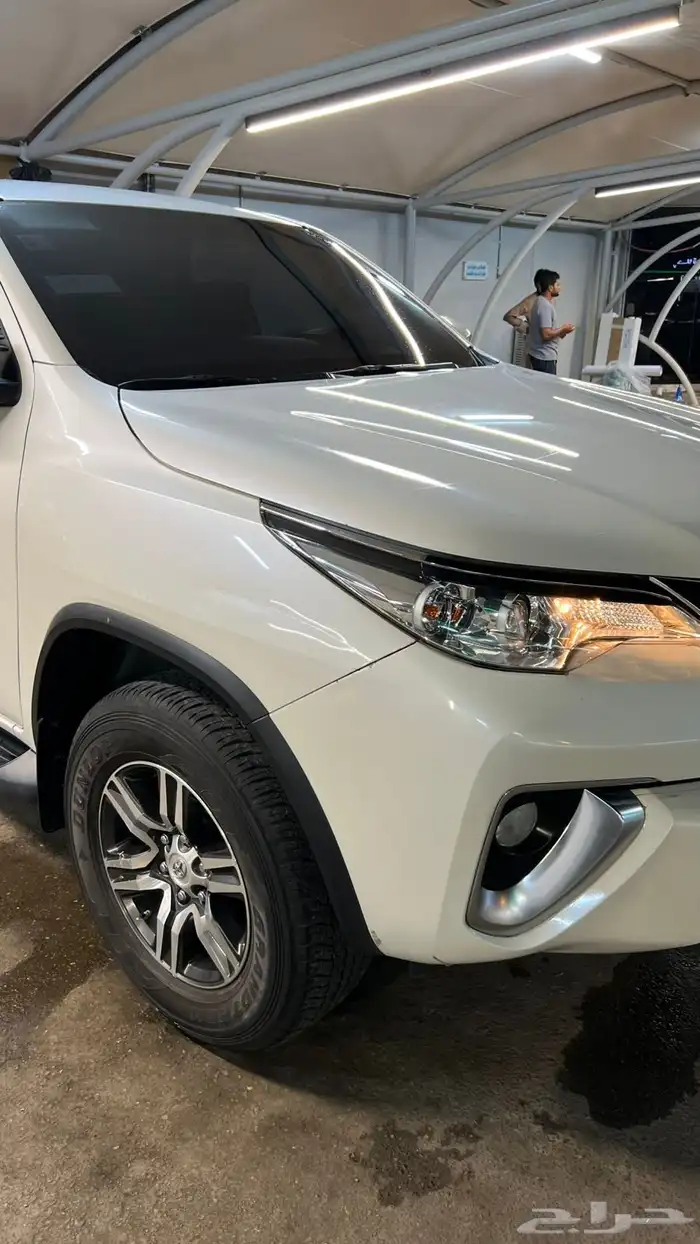 للبيع فورتشنر 2020 بدون دبل 2