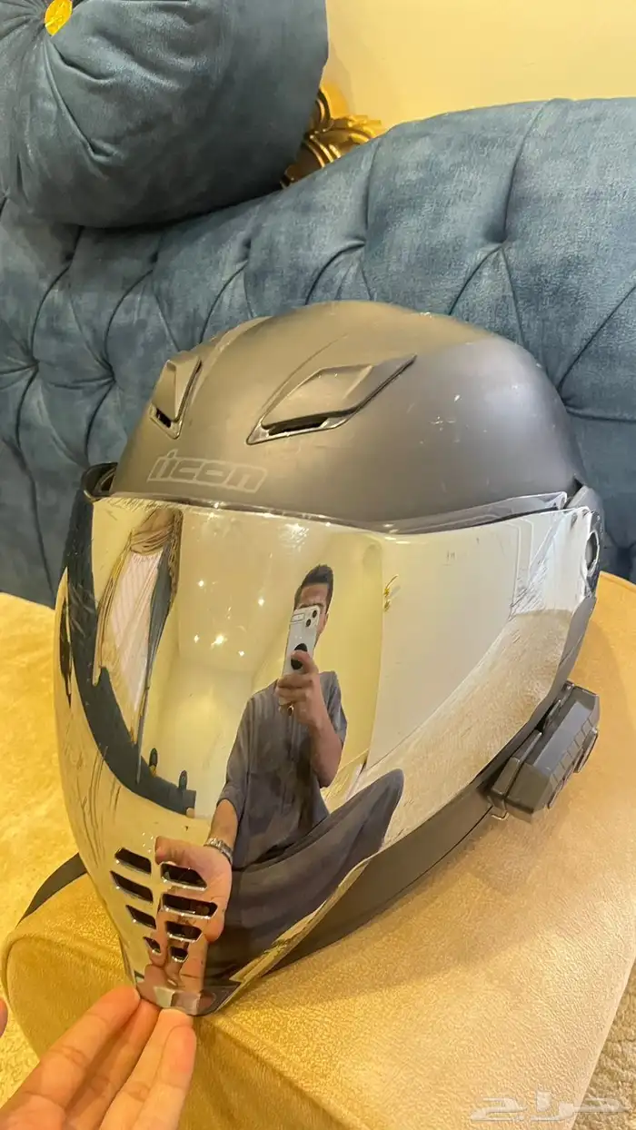 خوذه ايكون 1