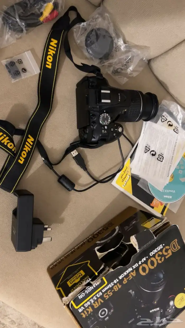 2- كاميرا مراقبة جديدة لم تستخدم و كاميرا تصوير جديدة 2