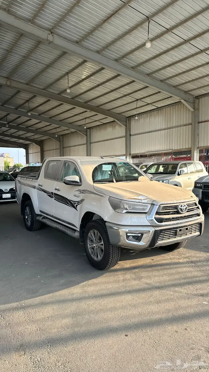 تويوتا هايلكس 2025 غمارتين سوبر بنزين دبل قير عايدي سعودي 0