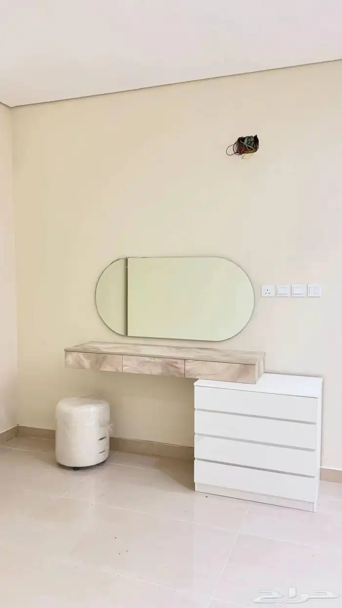 دولاب ملابس خزائن غرفة النوم ديكورات طاولات 7