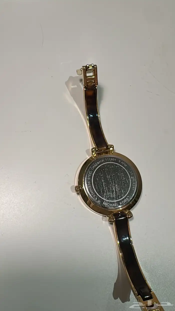 ساعه نسائيه 2