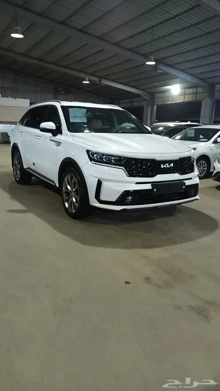 كيا سورنتو ابيض 2022 ديزل بطاقة جمركية وارد كوريا 1
